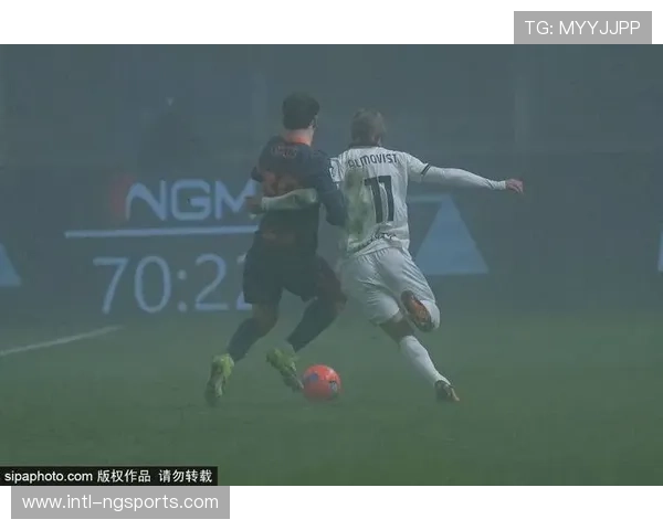 哈坎·恰尔汗奥卢小腿受伤,丹泽尔·邓弗里斯踝关节受伤 哈坎·恰尔汗奥卢小腿受伤,丹泽尔·邓弗里斯踝关节受伤